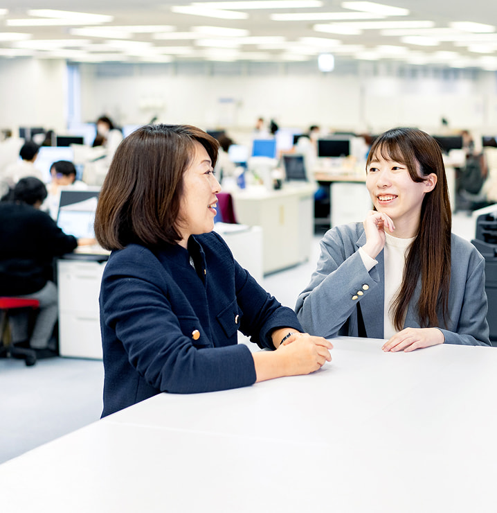 本社総合職の写真