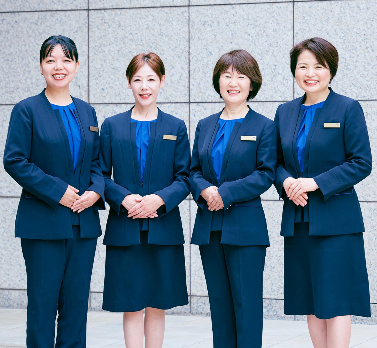 支配人同士で座談会をしている様子