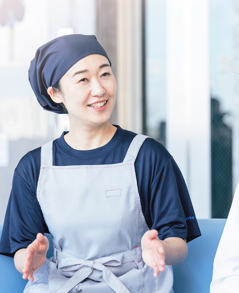 店舗スタッフでクロストークをしている様子